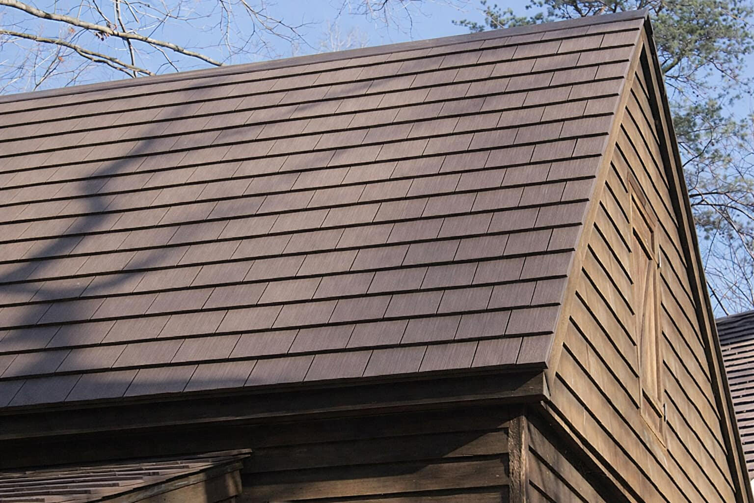 Shake roofing detail across a full roof slope